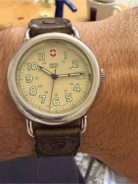 Vintage Victorinox Swiss Army Cavalry Men's Field Men’s Watch 37mm Swiss Made